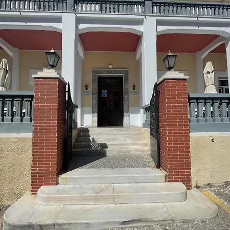 Tinion Urban Hotel