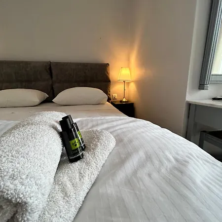 Tinion Urban Hotel 3*
