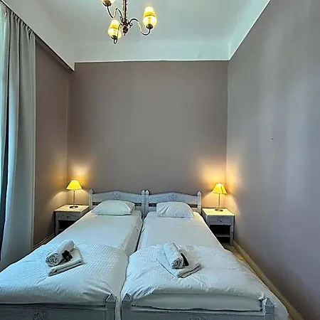 Tinion Urban Hotel